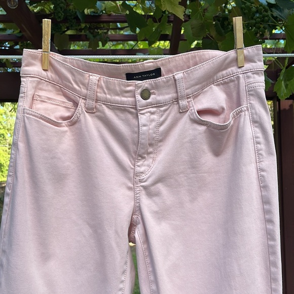 🌺 ANN TAYLOR; “The Skinny” Modern Fit Blush/Pink Colored Jeans; Misses Size 6! - Picture 3 of 9